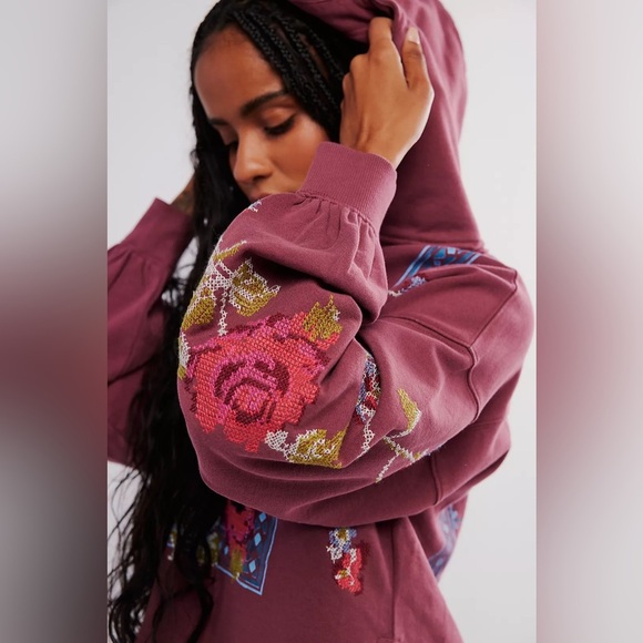 Free People Tops - Free People Sweet Treat Pullover Size Large NWT